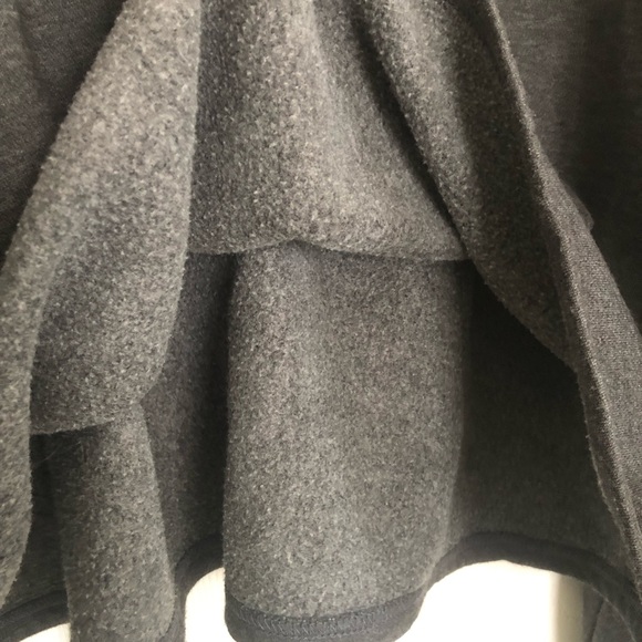 Sweatshirt - Universal Thread - Picture 6 of 8